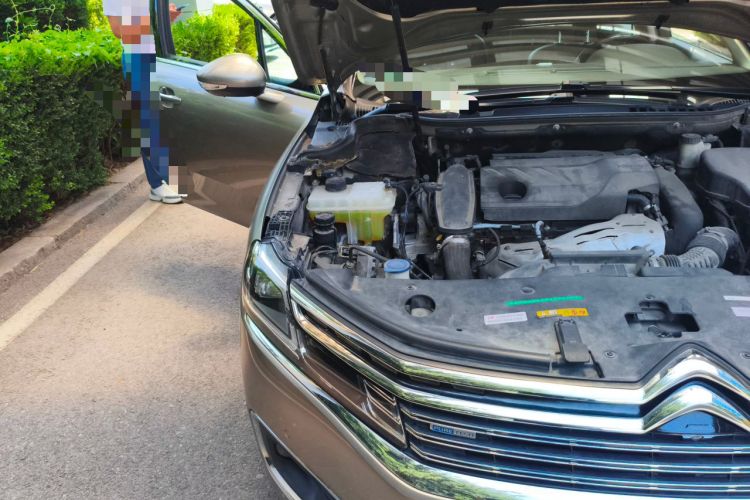 Used Citroen C6 2020 400THP Prestige Version Engine Bay Right