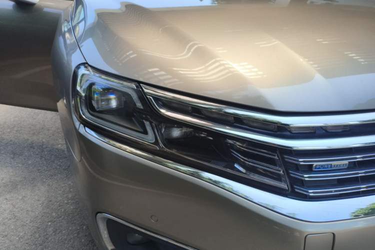 Used Citroen C6 2020 400THP Prestige Version Right Front Headlight
