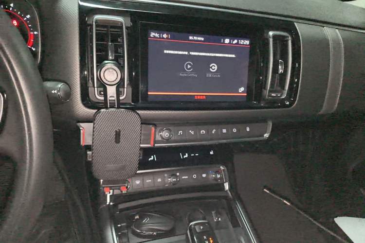 Used Citroen C6 2021 400THP Comfort Edition Audio And AC Panel