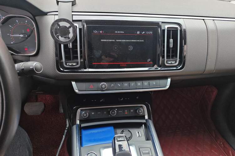 Used Citroen C6 2021 400THP Comfort Edition Audio And AC Panel