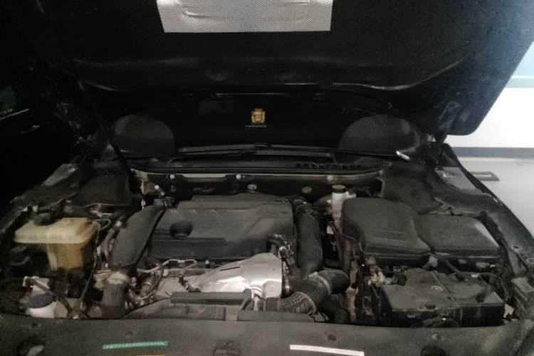 Used Citroen C6 2021 400THP Comfort Edition Engine Bay