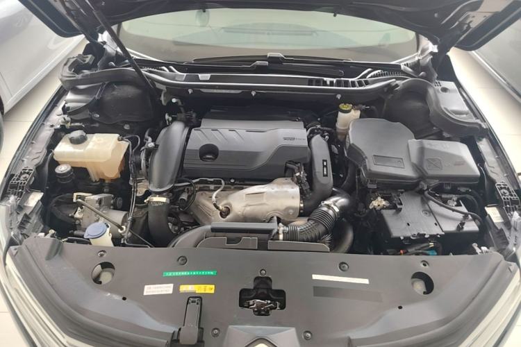 Used Citroen C6 2021 400THP Comfort Edition Engine Bay