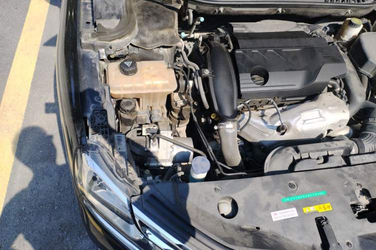 Used Citroen C6 2021 400THP Comfort Edition Engine Bay Right