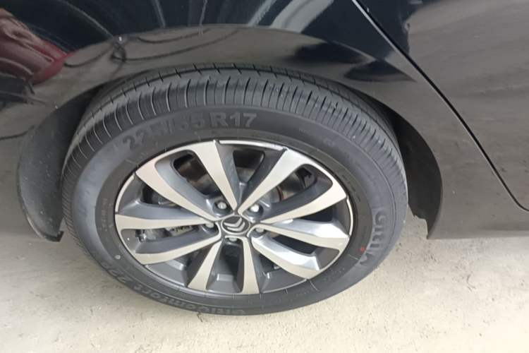 Used Citroen C6 2021 400THP Comfort Edition Exterior 5