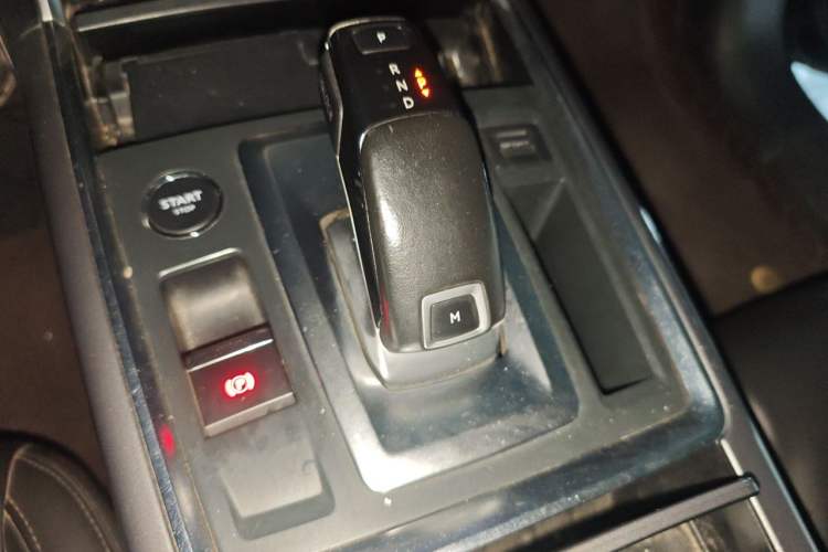 Used Citroen C6 2021 400THP Comfort Edition Gear Lever