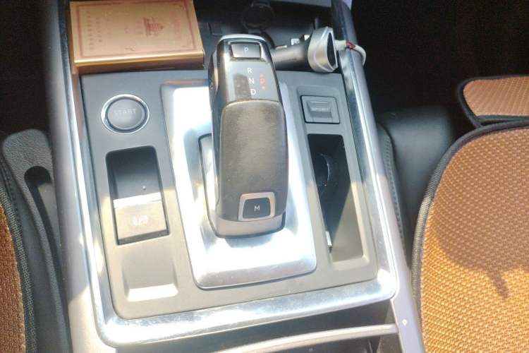 Used Citroen C6 2021 400THP Comfort Edition Gear Lever