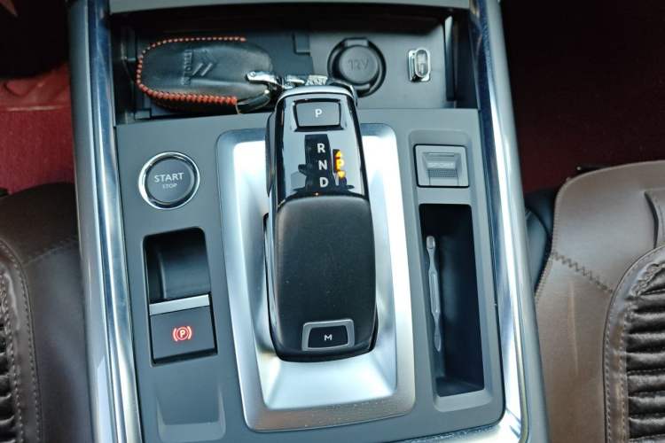 Used Citroen C6 2021 400THP Comfort Edition Gear Lever