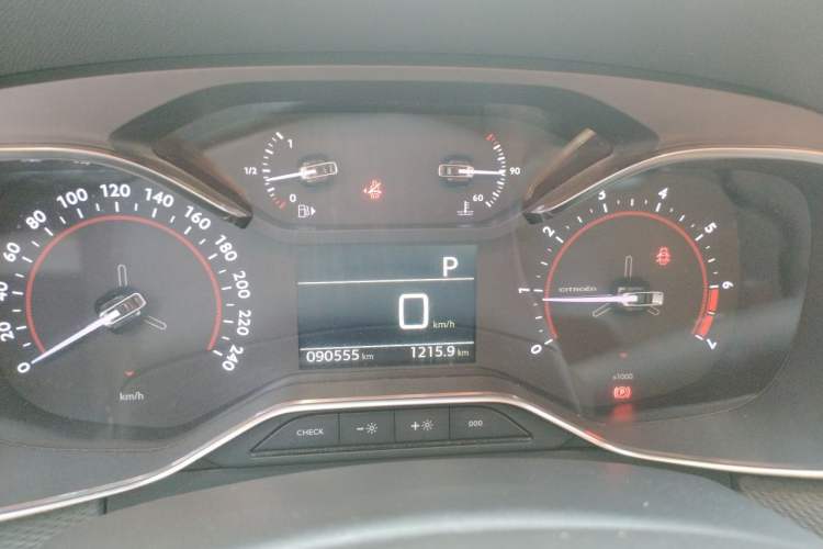 Used Citroen C6 2021 400THP Comfort Edition Instrument Cluster