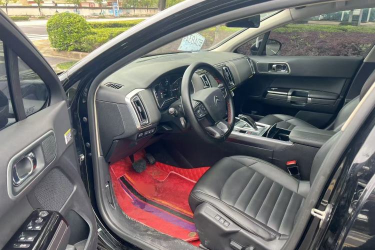 Used Citroen C6 2021 400THP Comfort Edition Interior 2