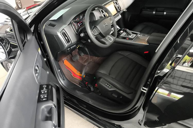 Used Citroen C6 2021 400THP Comfort Edition Interior 3