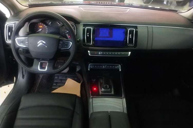 Used Citroen C6 2021 400THP Comfort Edition Interior 3