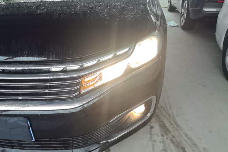 Used Citroen C6 2021 400THP Comfort Edition Left Front Headlight