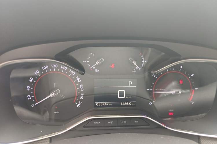 Used Citroen C6 2021 400THP Comfort Edition Odometer Close Up