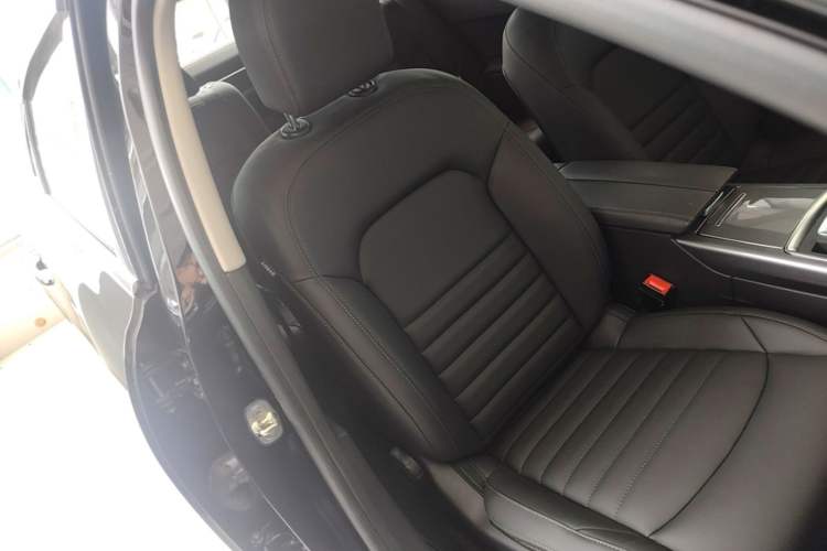 Used Citroen C6 2021 400THP Comfort Edition Right Front Seat