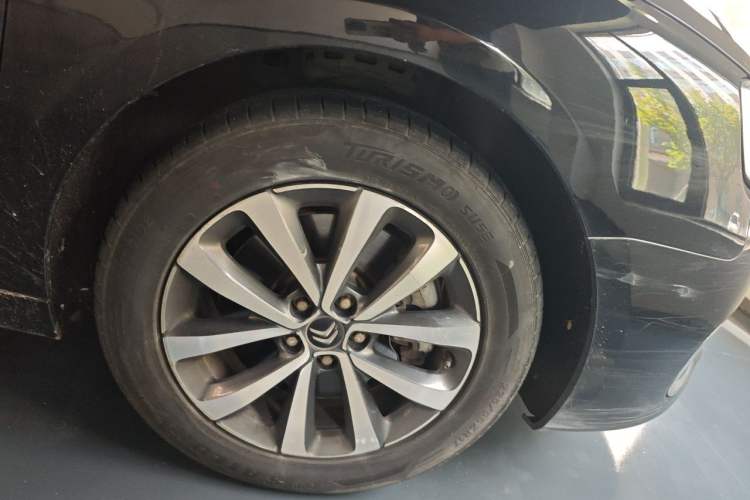 Used Citroen C6 2021 400THP Comfort Edition Right Front Wheel Hub