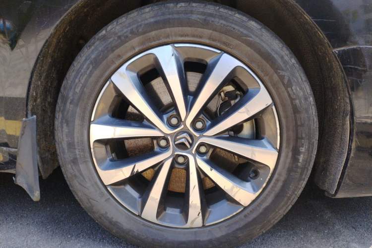 Used Citroen C6 2021 400THP Comfort Edition Right Front Wheel Hub