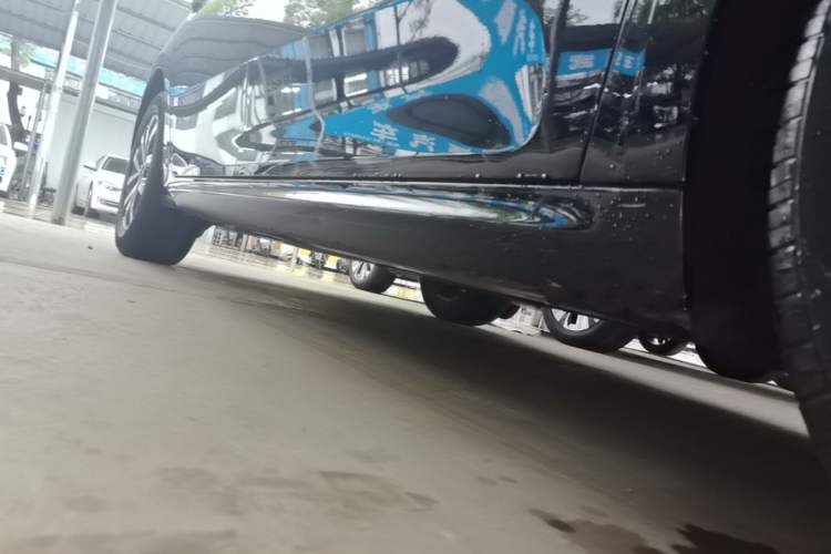 Used Citroen C6 2021 400THP Comfort Edition Right Side Sill
