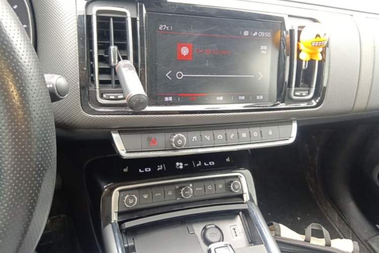 Used Citroen C6 2021 400THP Comfort Edition Audio And AC Panel