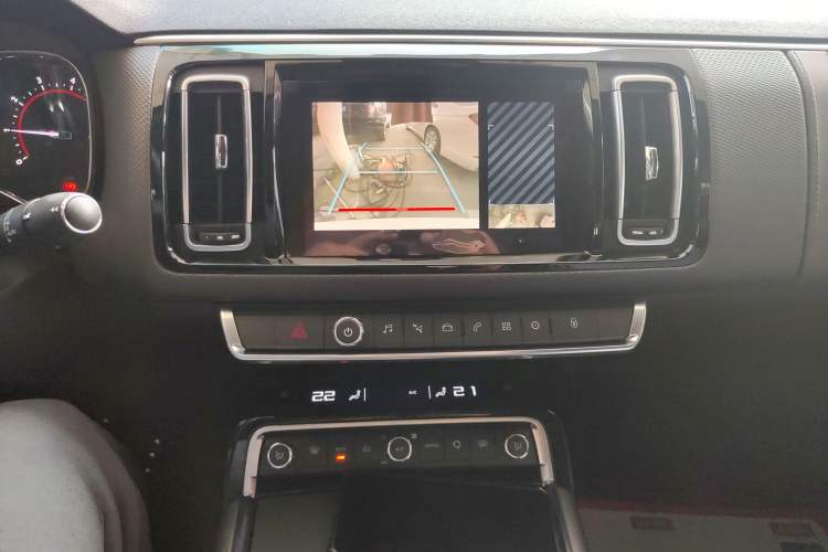 Used Citroen C6 2021 400THP Comfort Edition Audio And AC Panel