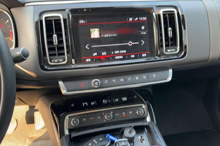Used Citroen C6 2021 400THP Comfort Edition Audio And AC Panel