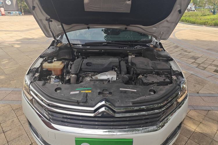 Used Citroen C6 2021 400THP Comfort Edition Engine Bay