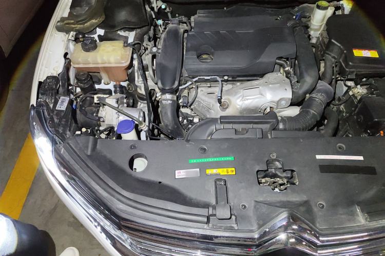Used Citroen C6 2021 400THP Comfort Edition Engine Bay Right