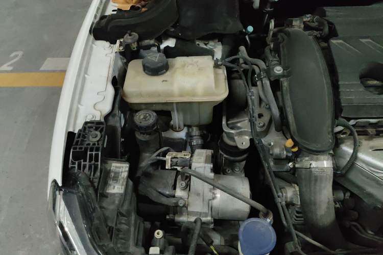 Used Citroen C6 2021 400THP Comfort Edition Engine Bay Right
