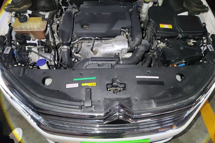 Used Citroen C6 2021 400THP Comfort Edition Engine Bay