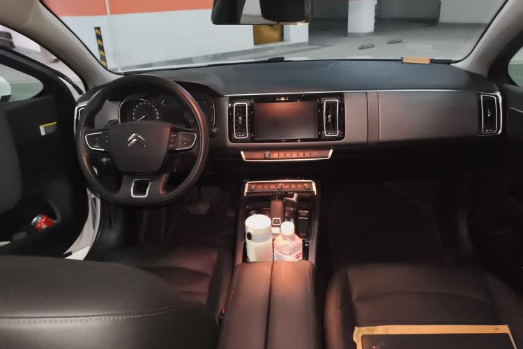 Used Citroen C6 2021 400THP Comfort Edition Interior 2