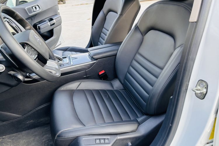 Used Citroen C6 2021 400THP Comfort Edition Interior 2