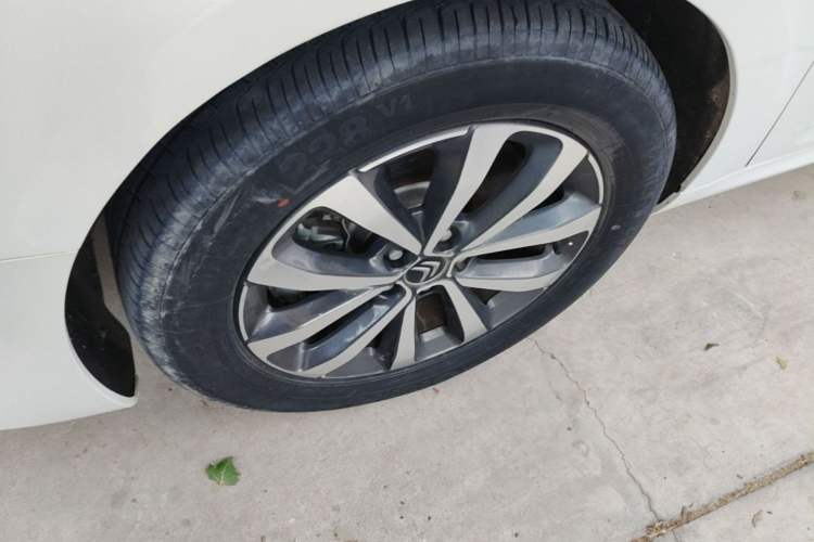 Used Citroen C6 2021 400THP Comfort Edition Left Front Wheel Hub