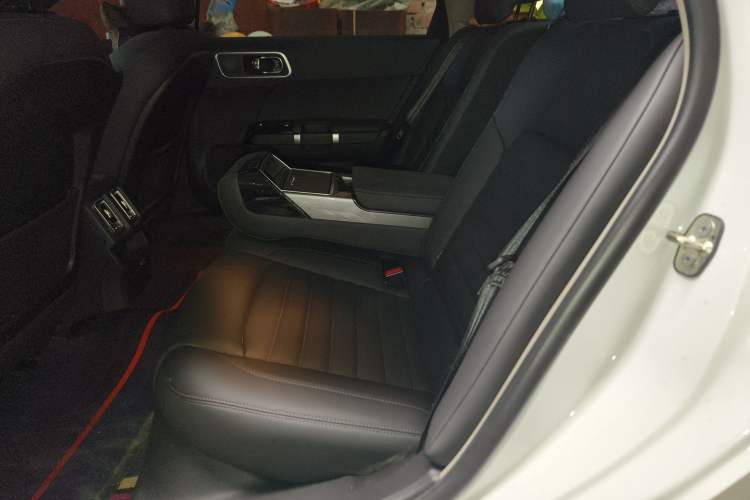 Used Citroen C6 2021 400THP Comfort Edition Left Rear Seat