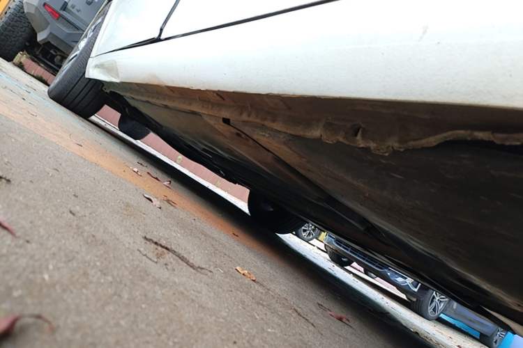 Used Citroen C6 2021 400THP Comfort Edition Left Side Sill