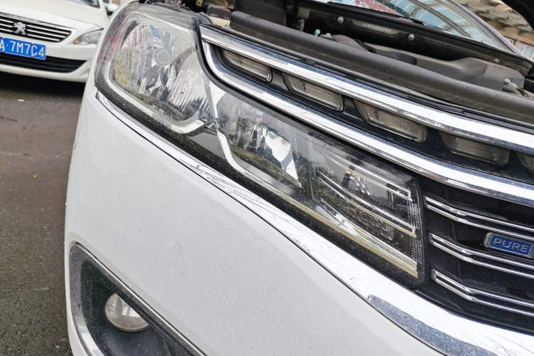 Used Citroen C6 2021 400THP Comfort Edition Right Front Headlight
