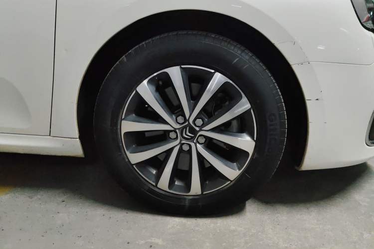 Used Citroen C6 2021 400THP Comfort Edition Right Front Wheel Hub