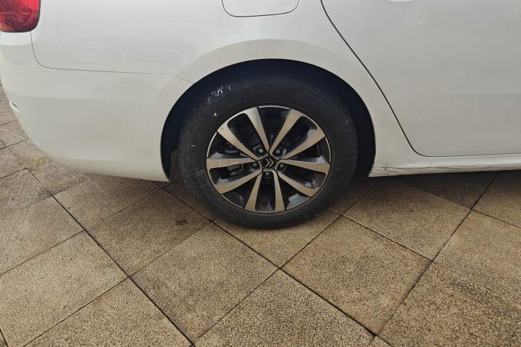 Used Citroen C6 2021 400THP Comfort Edition Right Rear Wheel Hub