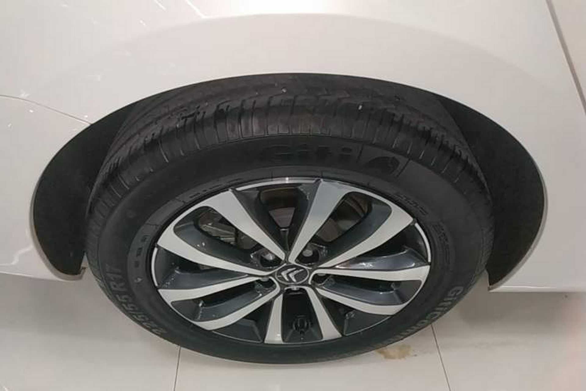 Used Citroen C6 2021 400THP Comfort Edition Right Rear Wheel Hub