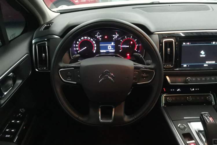 Used Citroen C6 2021 400THP Comfort Edition Steering Wheel