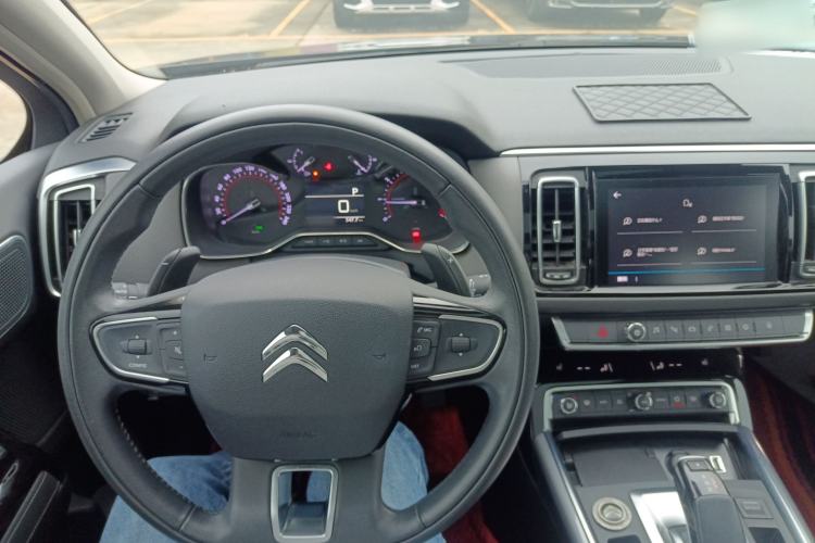 Used Citroen C6 2022 400THP Co-Creation Edition Center Console