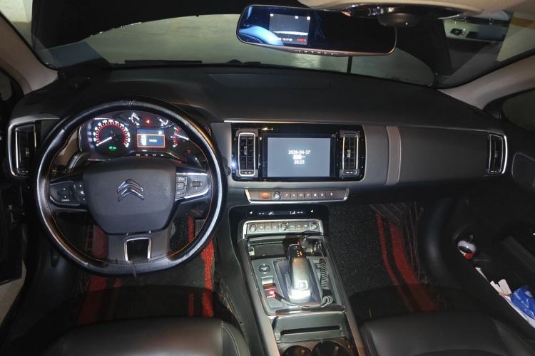 Used Citroen C6 2022 400THP Co-Creation Edition Center Console