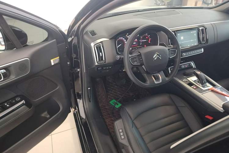 Used Citroen C6 2022 400THP Co-Creation Edition Driver Seat