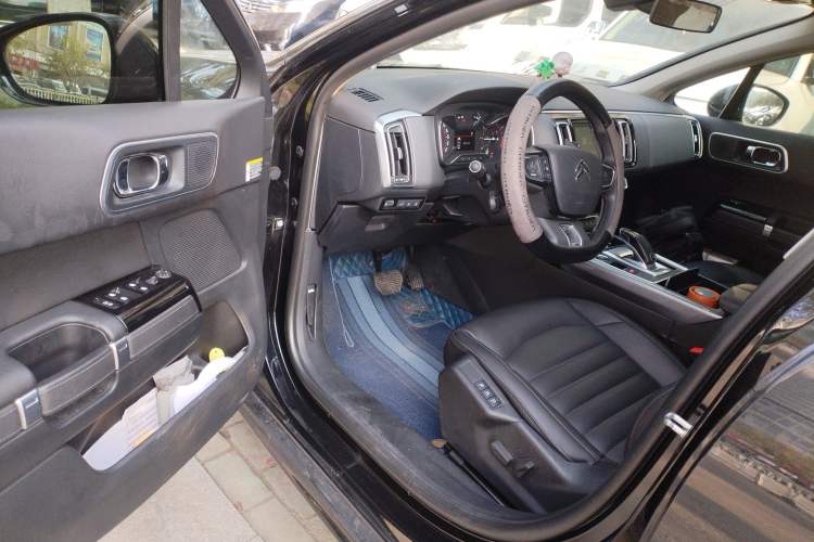 Used Citroen C6 2022 400THP Co-Creation Edition Driver Seat