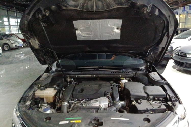 Used Citroen C6 2022 400THP Co-Creation Edition Engine Bay