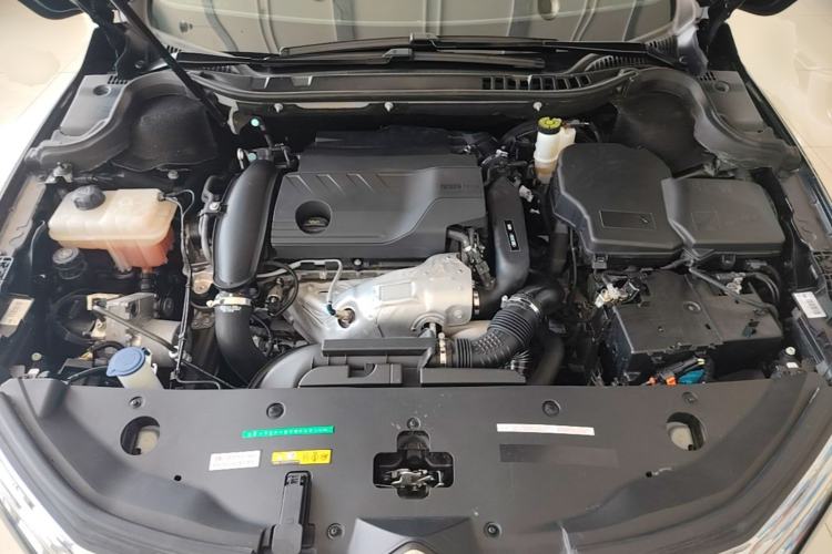 Used Citroen C6 2022 400THP Co-Creation Edition Engine Bay