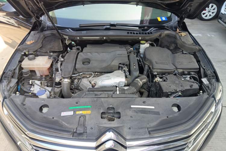 Used Citroen C6 2022 400THP Co-Creation Edition Engine Bay