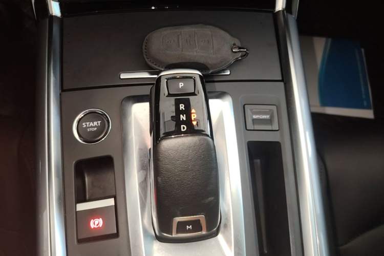 Used Citroen C6 2022 400THP Co-Creation Edition Gear Lever