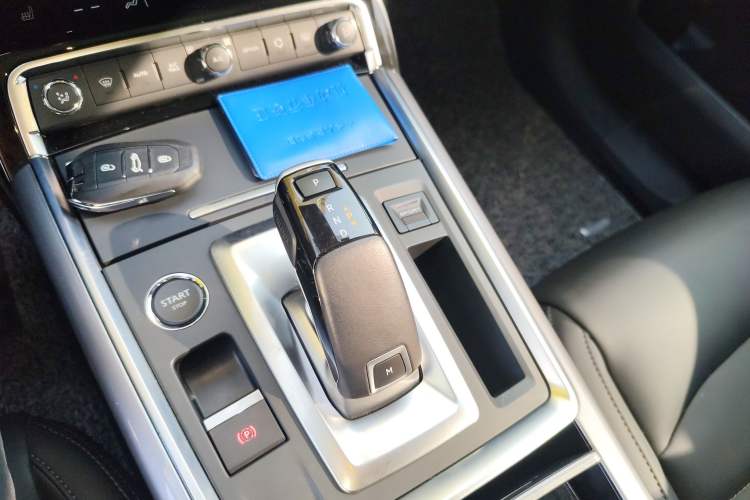 Used Citroen C6 2022 400THP Co-Creation Edition Gear Lever