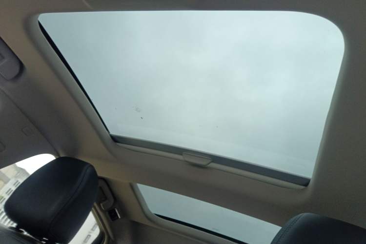 Used Citroen C6 2022 400THP Co-Creation Edition Headliner