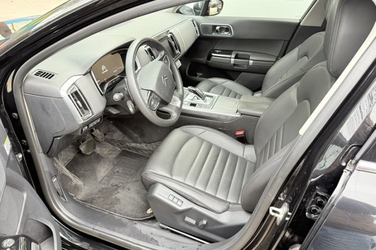 Used Citroen C6 2022 400THP Co-Creation Edition Interior 4