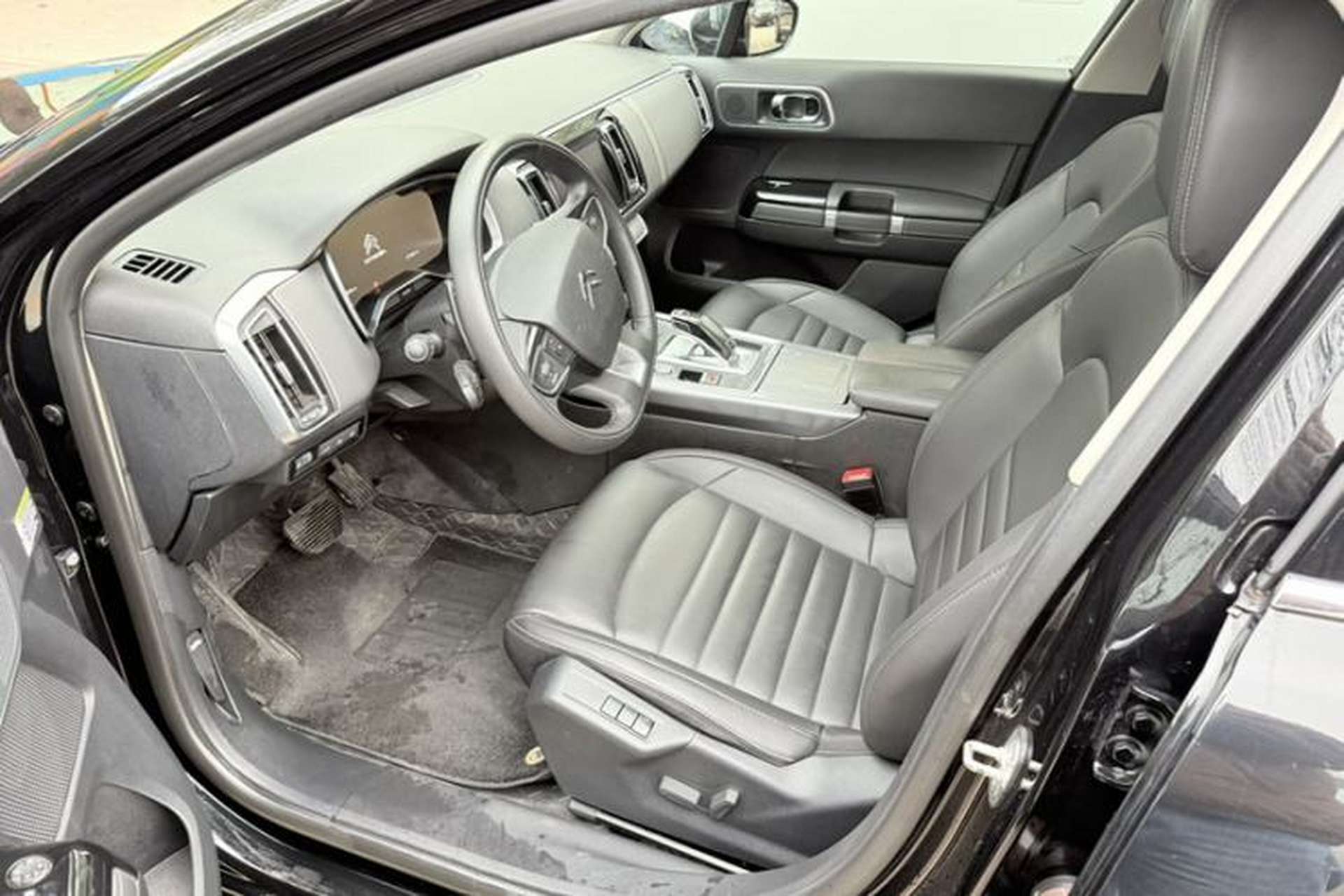 Used Citroen C6 2022 400THP Co-Creation Edition Left Front Seat